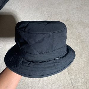 Tilley Bucket Hat - Size Large
